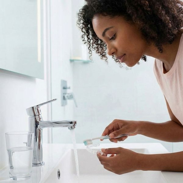 How to Care for Your Invisalign Aligners 1.jpg