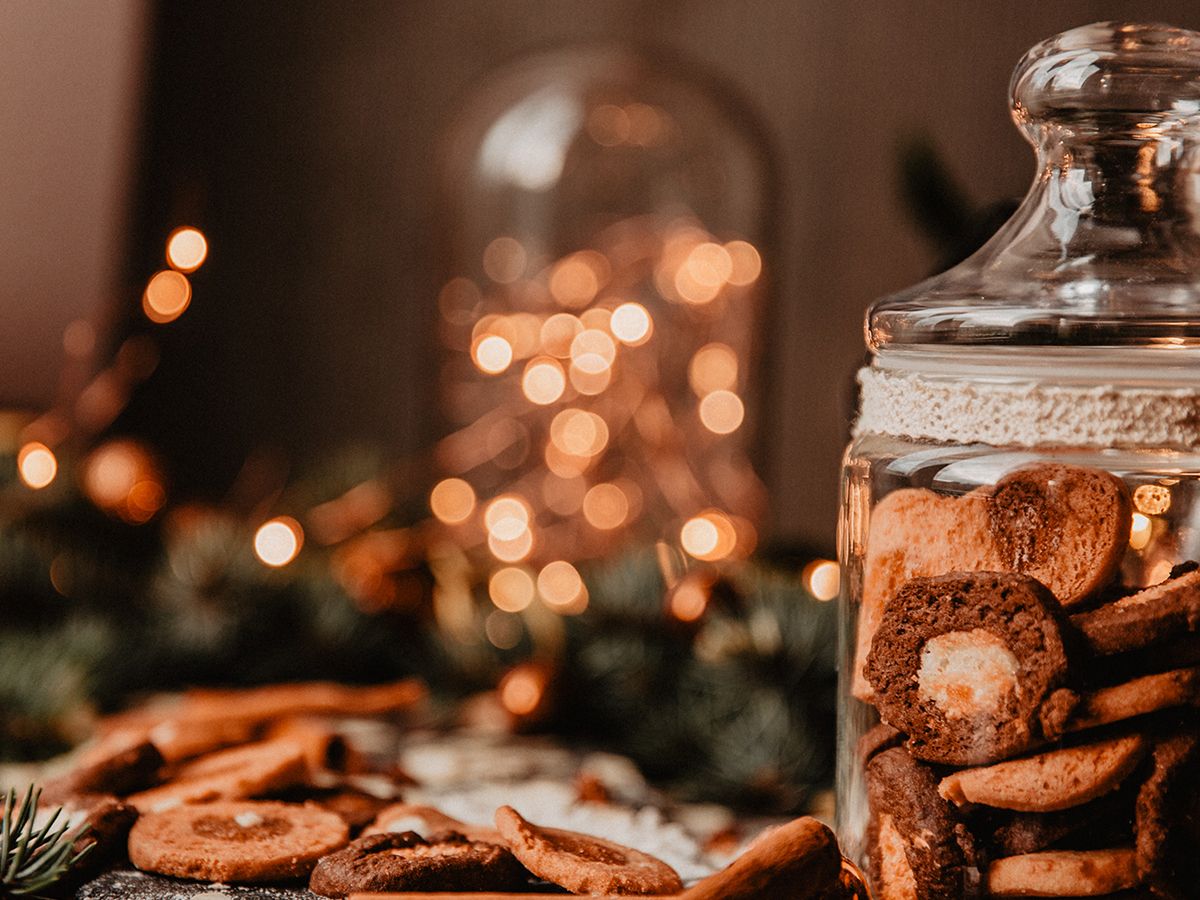 wedding cookie jar