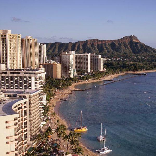 honolulu coastline