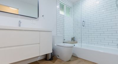 2025BathroomRemodelTrends-hero.jpg