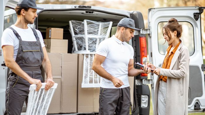 M33965 - Why Hiring A Moving Team Is Worth Your Stress And Money Blog.jpg