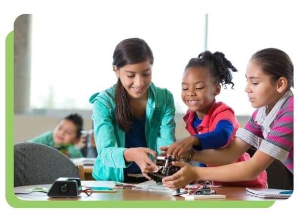 kids working on a project together