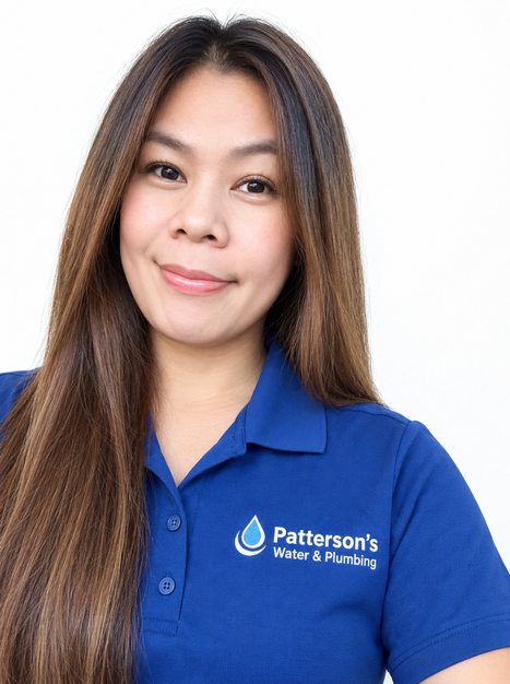 KRISTINE HEAD SHOT.png