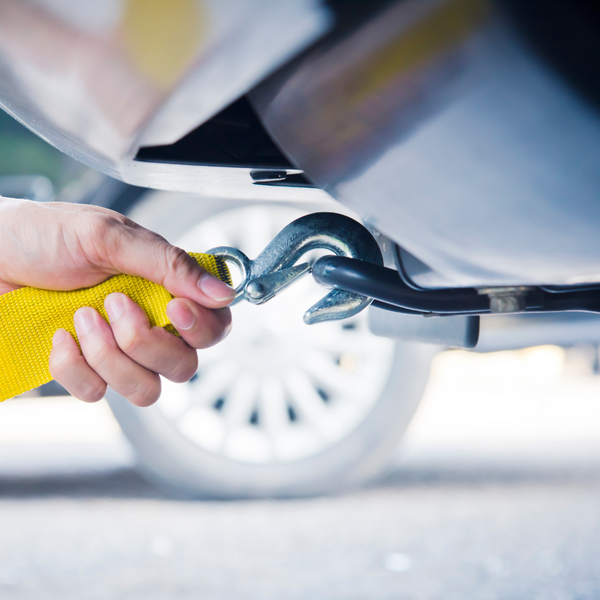 When to Use Roadside Assistance vs. Towing Services - 3.png