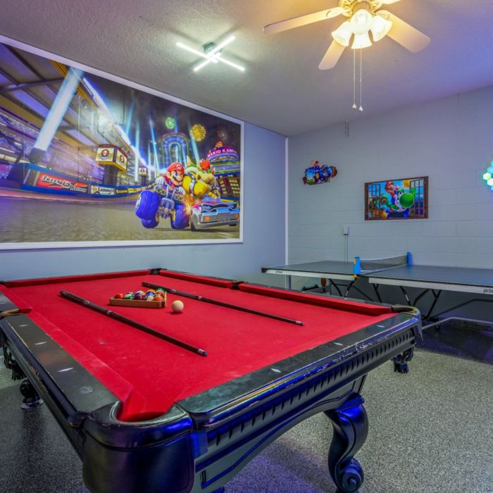 super mario themed game room