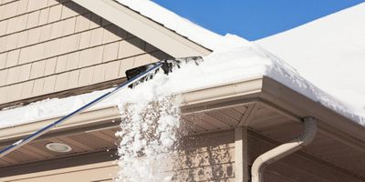 M32790 - Pro Restoration Blogs - How to Properly Remove Snow From Your Roof.jpg