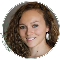 Madi Brust, Pre-licensed clinician