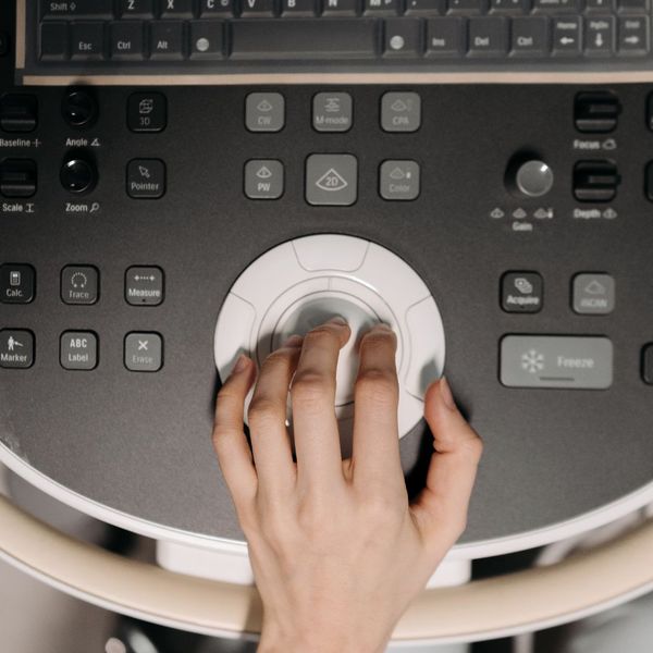 using ultrasound machine