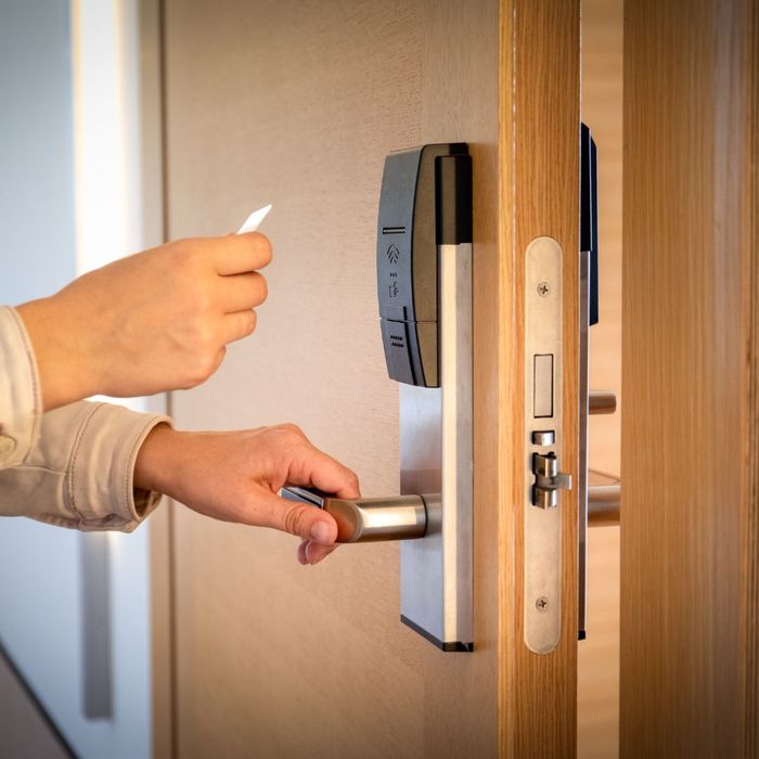 employee opening lock with key card