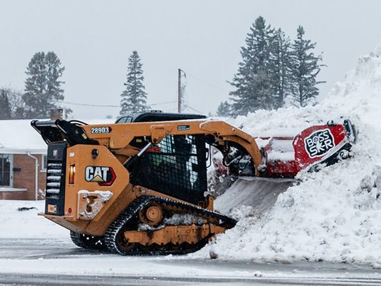 BOSS Rubber Edge SKR Skid-Steer Powder Coated Steel Box Plows boxplow.jpg