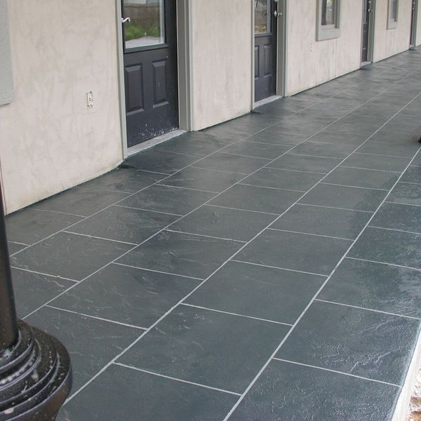 Nice decorative concrete walkway 