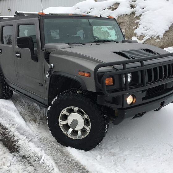 hummer in snow