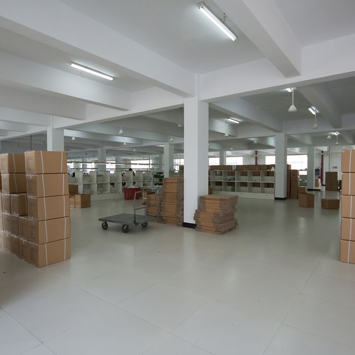 post_warehouse-cleaning_02.jpg