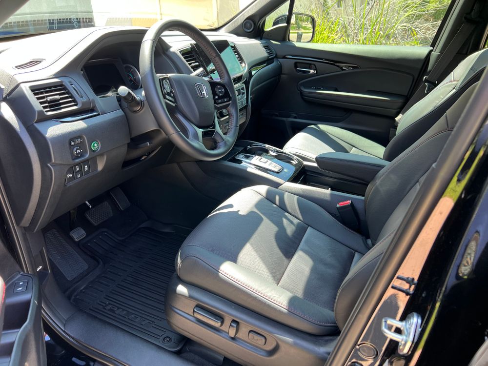 Honda Pilot interior detail Erie CO