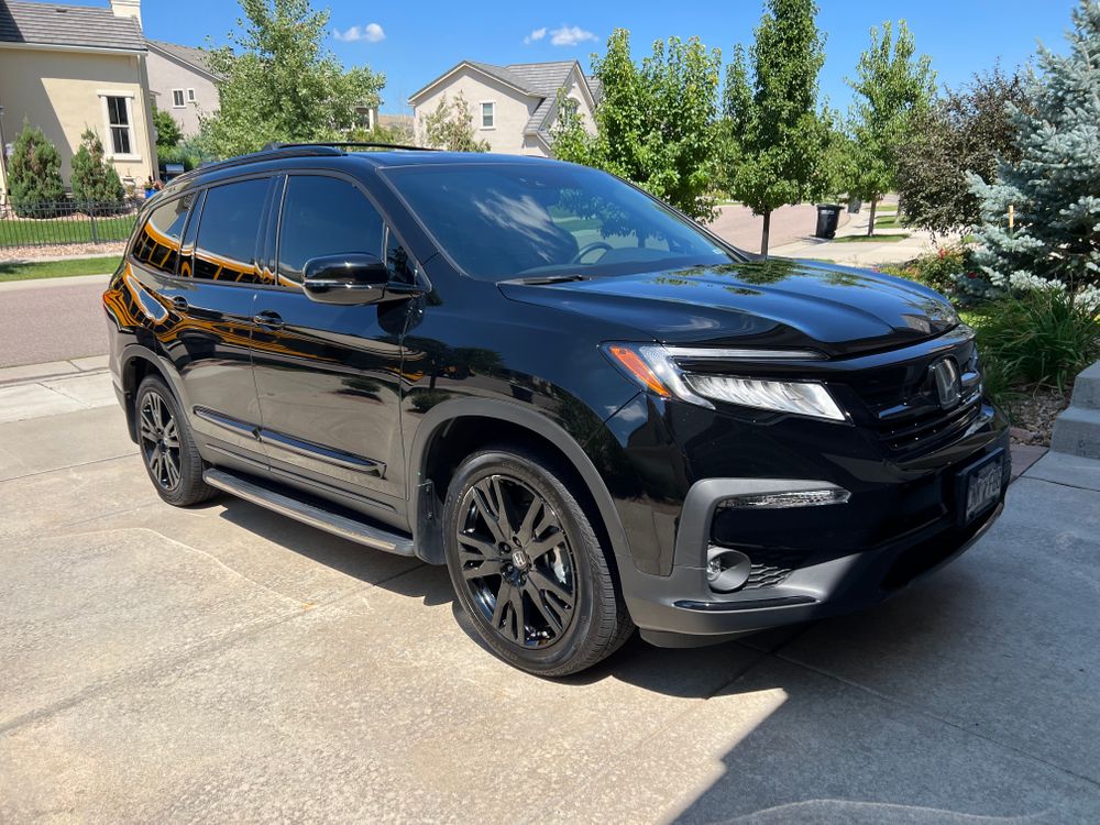 Black Honda Pilot detail littleton co