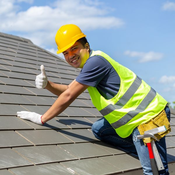 BenefitsofHiringaLocalRoofingContractor-2.jpg