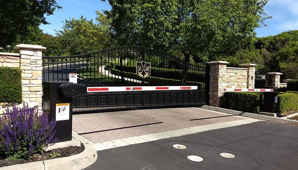 AUTOMATIC GATES AUTOMATIC GATES