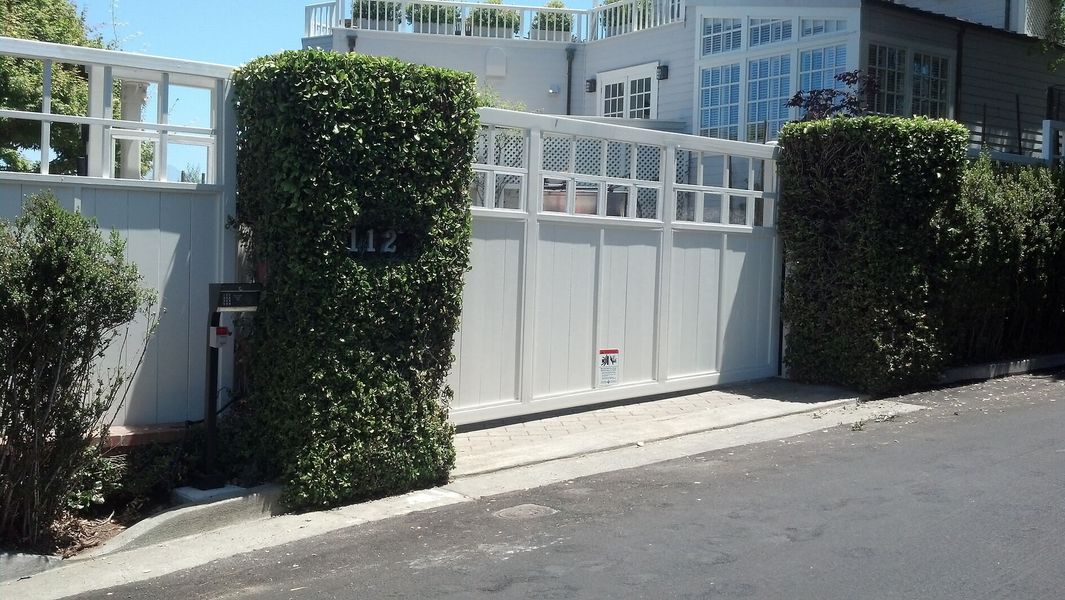 Residential security gate Residential security gate