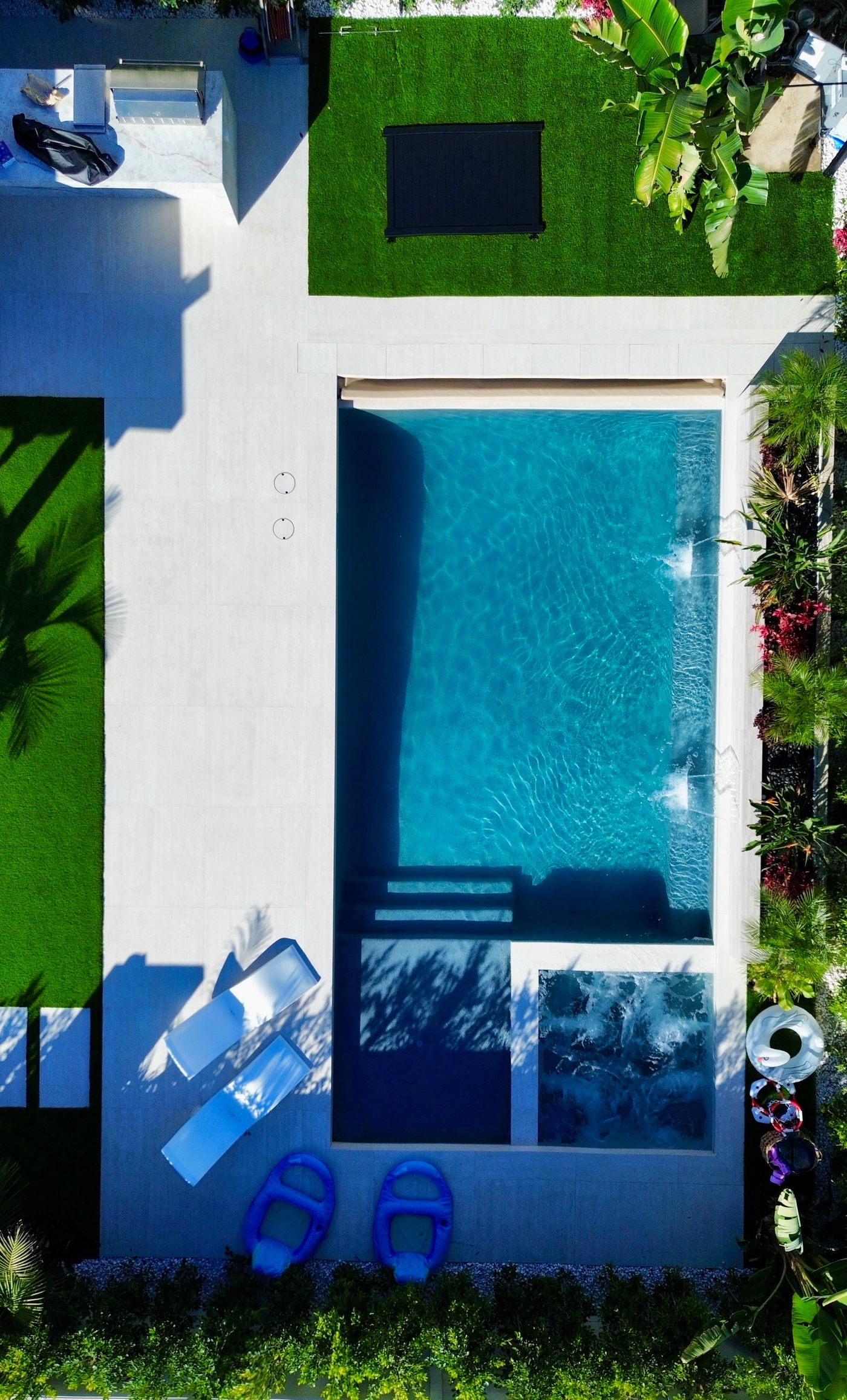 Modern Pool Construction Woodland Hills