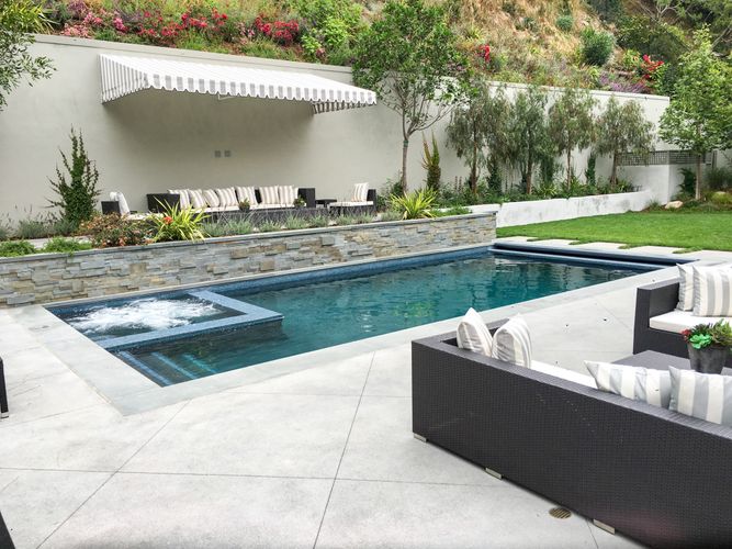 New custom pool and spa 