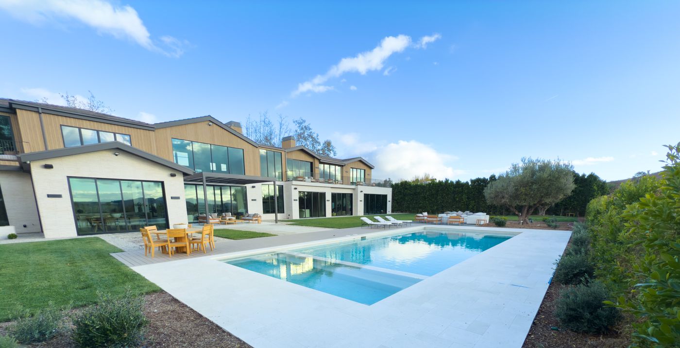 Pool construction in West Hills