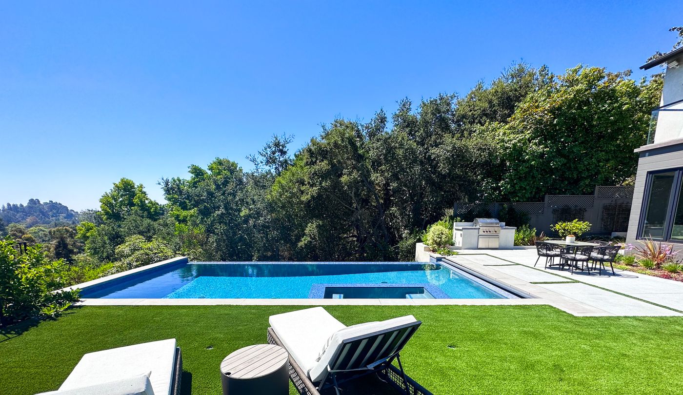 brentwood-hillside-infinity-pool-spa-construction.jpg.jpg