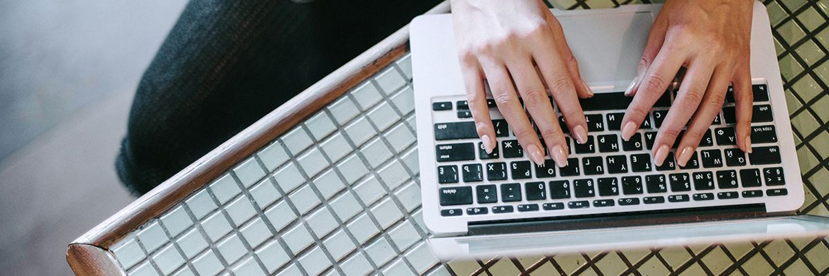 Website Builder vs. Custom DesignWhich is Right for my Small Business-Featured.jpg