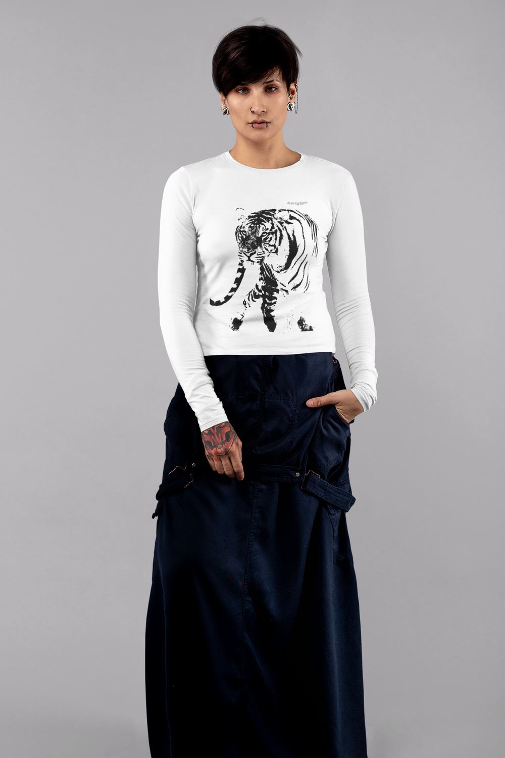 long-sleeve-tee-mockup-featuring-an-androgynous-woman-at-a-studio-32927.png