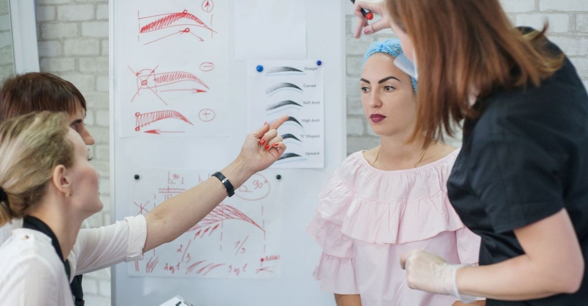 eyebrow sculpting training, permanent makeup