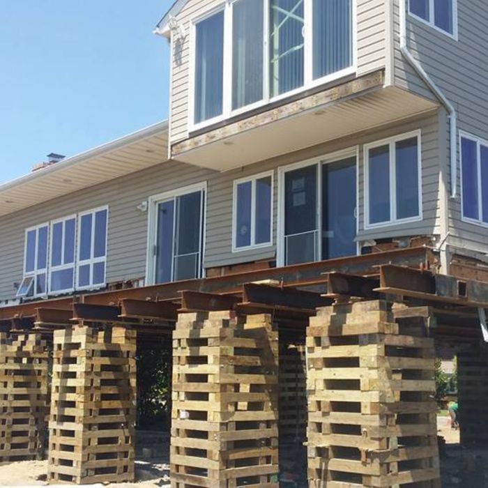 Lifted building