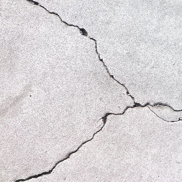 foundation cracks