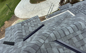 Shingles Roofing (1050 x 650 px).png