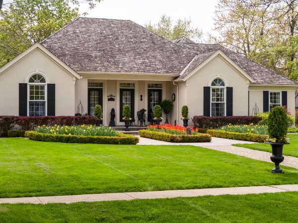 front of home with landscaping