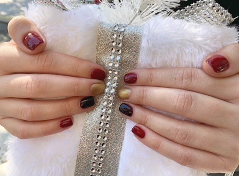 ellen nails1.jpg