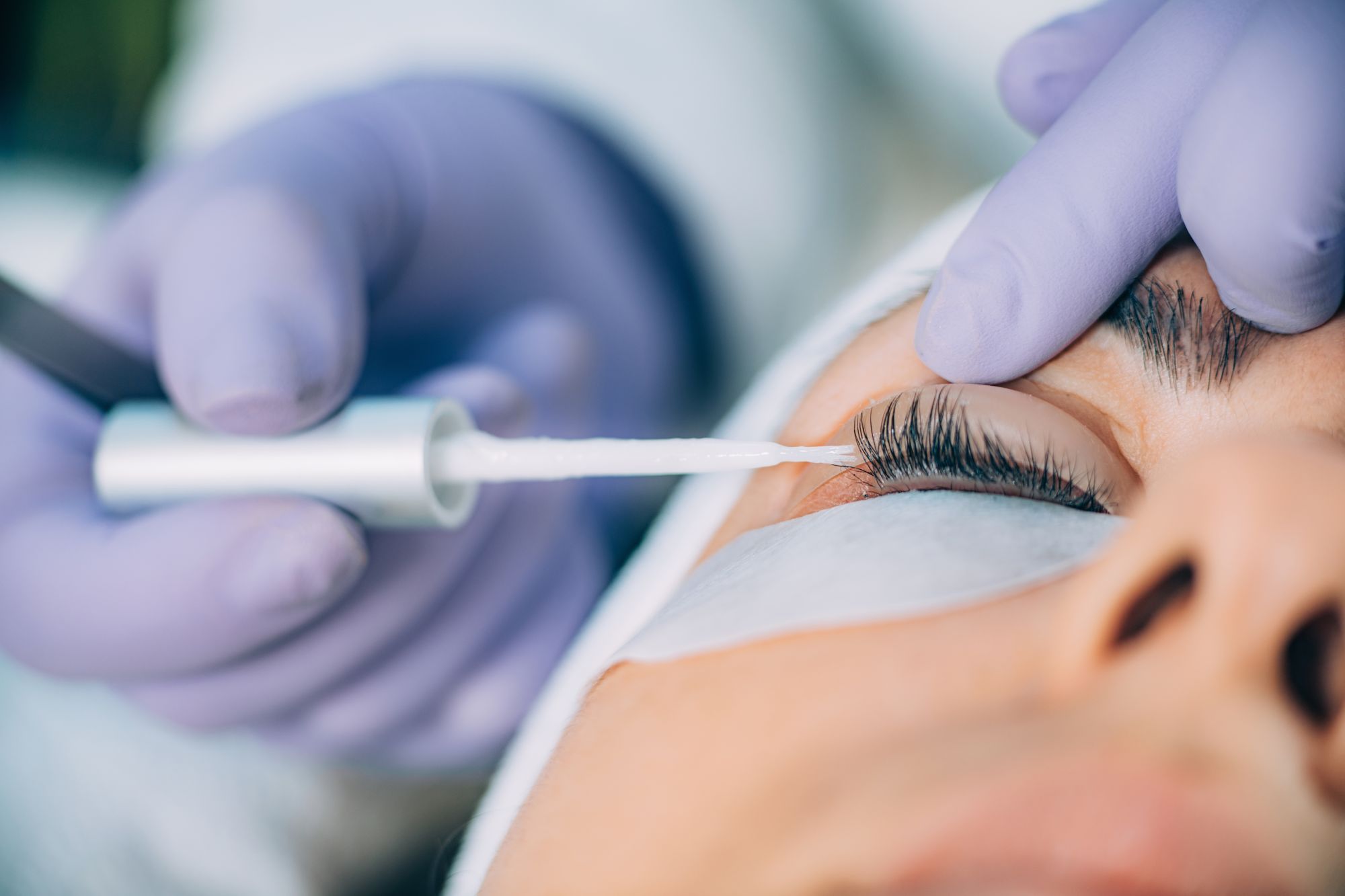cosmetologist-doing-lash-lifting-567WZXJ.jpg