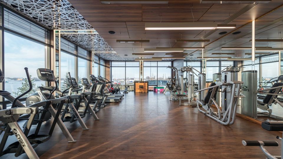 The Benefits of Commercial Flooring in Health Clubs A Comprehensive Guide HEADER.jpg