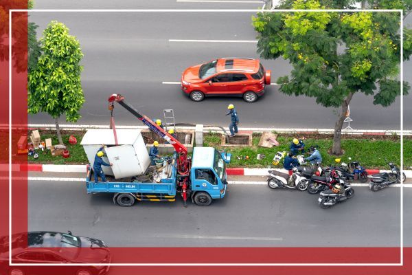 crane truck loading items 