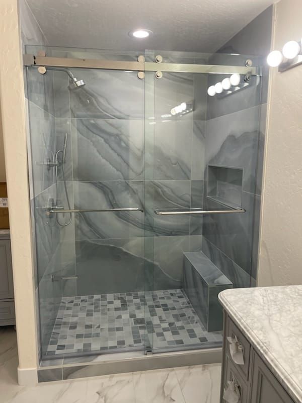 Large scale tile