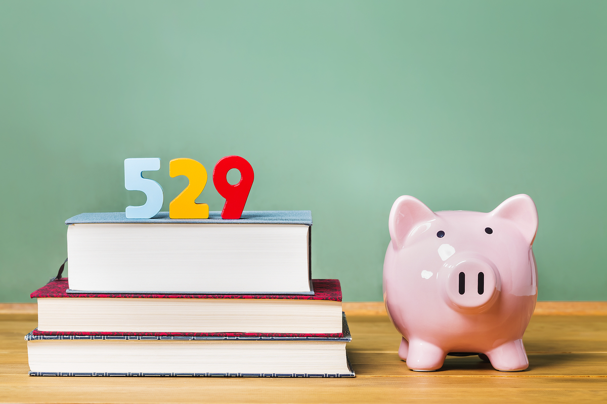 529 Plan and Piggy Bank for Education Savings