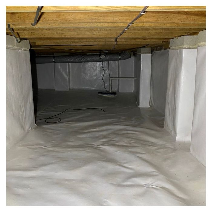 crawl space with insulation