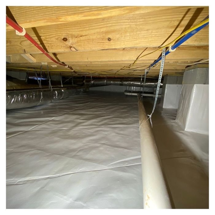 Crawl Space Insulation Maximizing Energy Efficiency 4.jpg