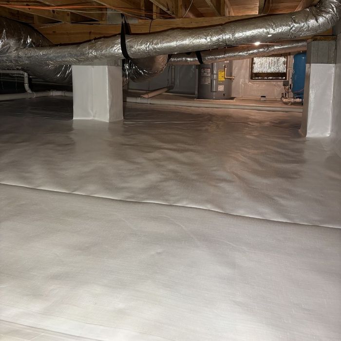 Insulated crawl space