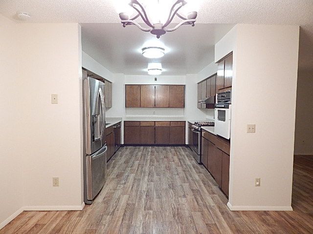 1581 Tugboat Kitchen 1.JPG
