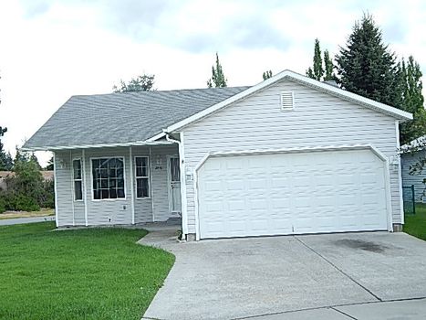2416 Settlement Extrior Front.JPG