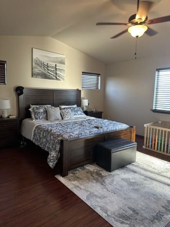 520c21a2-c358-4601-8f77-cc4917eb2a36.jpg