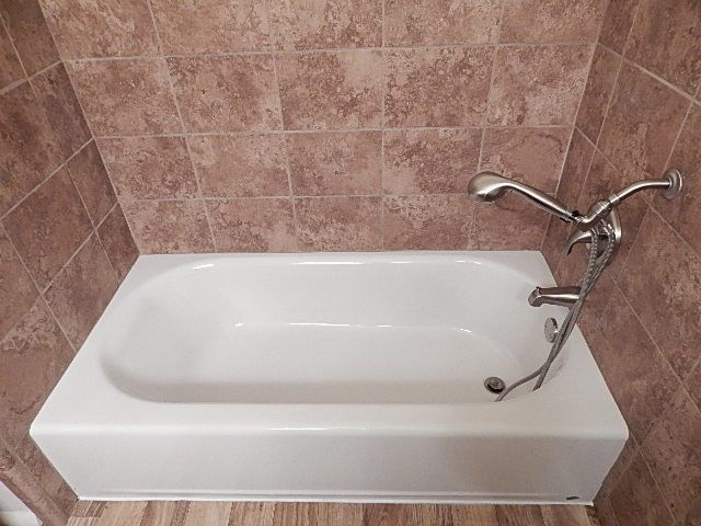 1581 Tugboat Bathtub.JPG