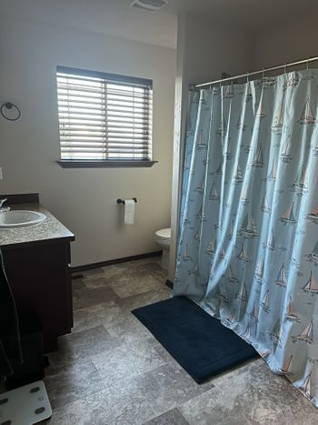 e337e500-fbbc-47ba-8256-3bf841073179.jpg