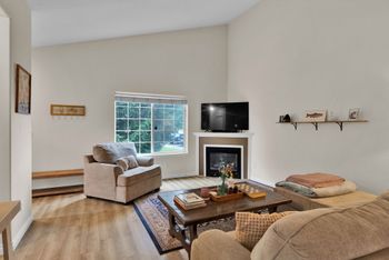 4-web-or-mls-SkyLight - Forsythia (TD)-34.jpg