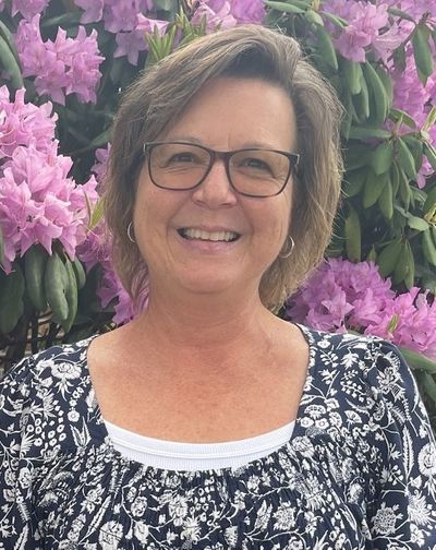 Kathy Wood Cropped.jpg