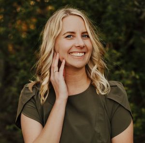 Janessa Cropped 10-25.jpeg